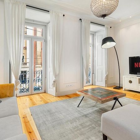 Whome Luxury Stay In Prime Location W/ Ac, Lift & Private Patio Lisboa المظهر الخارجي الصورة